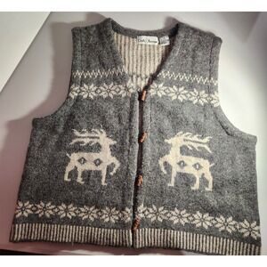 Croft & Barrow Gray and Cream Reindeer Cardigan Vest